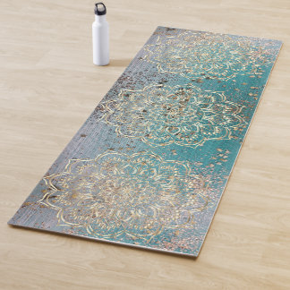 Gold Shimmery Triple Mandala over Blauwgroen Yogamat
