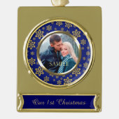 Gold Snowflake op Blauwe Eerste Kerstmis Verguld Banner Ornament (Voorkant)