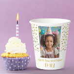 Gold Stars Faux Parties scintillant Birthday Kids<br><div class="desc">Gold Stars Faux Parties scintillant Birthday Kids Girl Photo Tasses Papier. Les assiettes ont des étoiles dorées et des points de parties scintillant faux. Coupes de photo pour la fête d'anniversaire mignonnes pour vos amis et votre famille. Téléchargez votre photo et personnalisez les tasses avec votre nom et votre texte....</div>