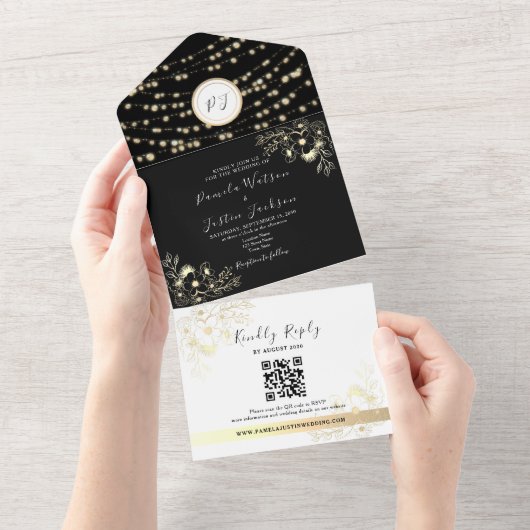 Gold String Lights Rustiek Zwart Huwelijk All In One Uitnodiging (Afscheurbaar)
