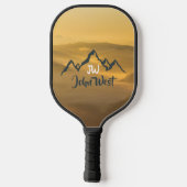 Gold sunrise personalizable mountains monogram pickleball paddle (Achterkant)