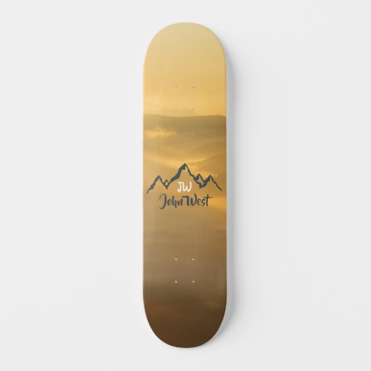 Gold sunrise personalizable mountains monogram skateboard (Voorkant)