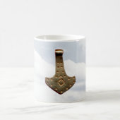 Gold Thor Hammer nuages de morphing mug (Centre)