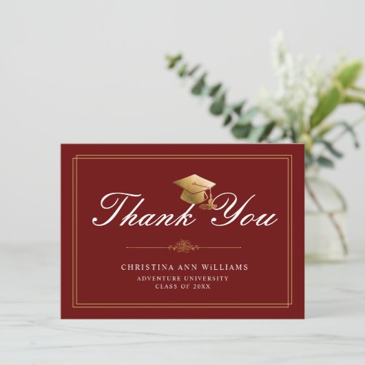 Gold WhiteScript Grad Cap Red Graduation Bedankkaart (Staand voorkant)