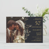 Golden 50th Mariage Anniversary Photo Invitation (Debout devant)