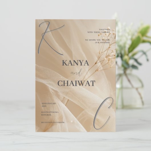 Golden Blush Botanical Wedding Invitation (Debout devant)