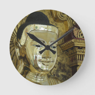 Golden Buddha standbeeld Inspirerend liefde Ronde Klok