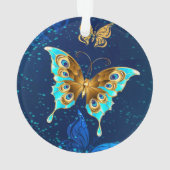 Golden Butterflies op een blauwe achtergrond Ornament (achterkant)