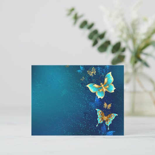 Golden Butterflies op een blauwe achtergrond Uitnodiging Briefkaart (Staand voorkant)