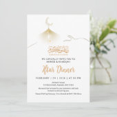 Golden Crescent Moon Glow Ramadan Iftar Invitation (Debout devant)