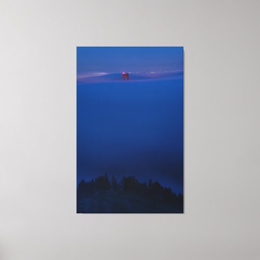 Golden Gate Bridge in Mist bij Nacht Canvas Afdruk (Voorkant)