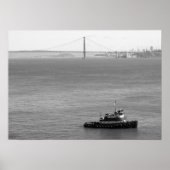 Golden Gate Bridge, Tug Boat, zwart-wit Poster (Voorkant)