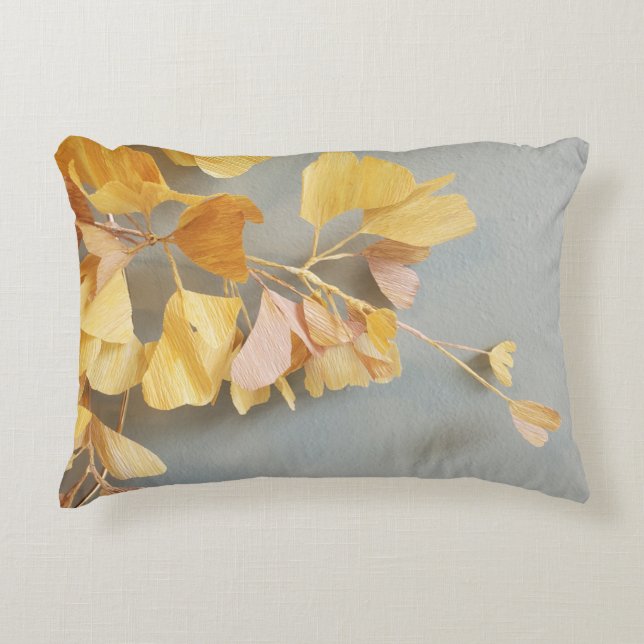 Golden Gingko Leaf Branch Accent Kussen (Voorkant)