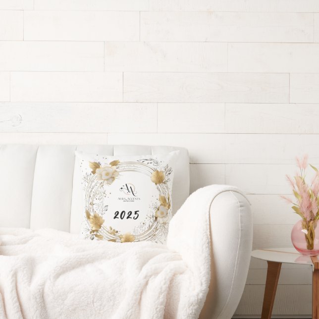 Golden Glow 2025 Pillow: een Schattigee touch van  Kussen (Bank)