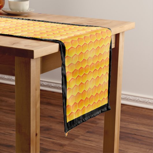 Golden Honeycomb Pattern Lange Tafelloper (Voorbeeld)