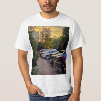Golden Hour Street T-shirt – Aanpasbaar