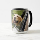 Golden Labrador in Rearview Mirror Mok (Voorkant rechts)
