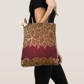 Golden leaf op rode achtergrond tote bag (Dichtbij)