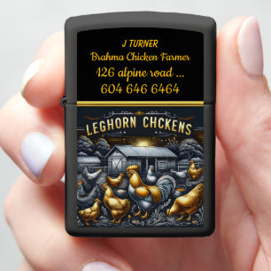 Golden Leghorn Chickens bloeien op een zonnig Boer