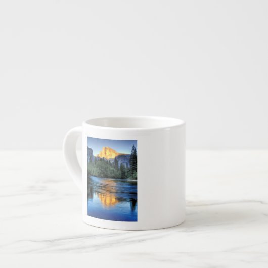 Golden Light op Half Dome Espresso Kop (Voorkant links)