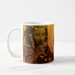 Golden Maghreb Ouled Naïl Berber Girl Vrouw Woman Koffiemok