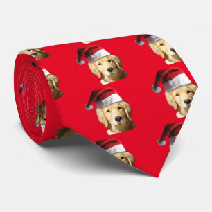 Golden Retriever die een Pet van de Kerstman droeg Stropdas