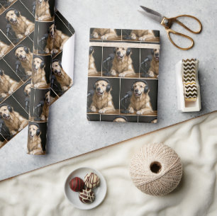 Golden Retriever die een Podcast host Cadeaupapier