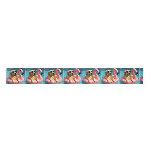 Golden Retriever Floating On a Flamingo Pool Toy Lint (Voorkant)