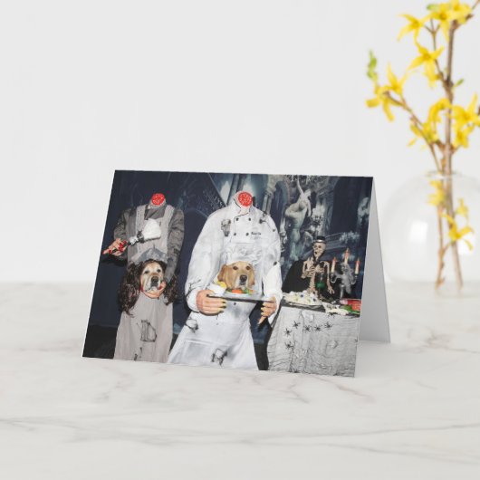 Golden Retriever Headless Maid en Chef Halloween Kaart (Gele Bloem)