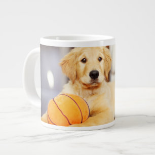 Golden Retriever met Basketball Speelgoed Extra Grote Beker