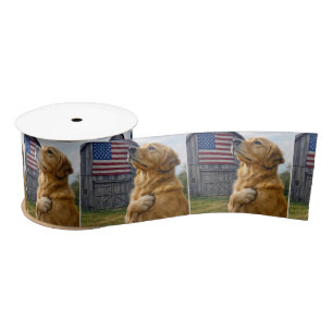 Golden Retriever met een Amerikaanse vlag Lint