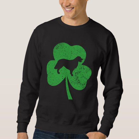 Golden Retriever St Patricks Day Distressed Shamro Trui (Voorkant)