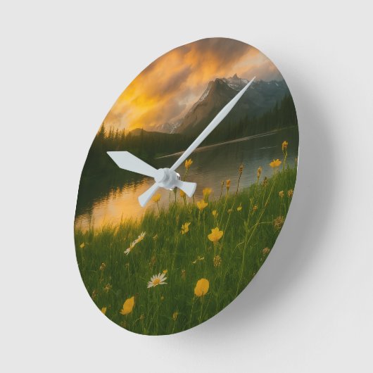 Golden Serenity: Mountain Lake Ronde Klok (Hoek)