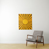 Golden Sunburst Wandkleed (In situ)