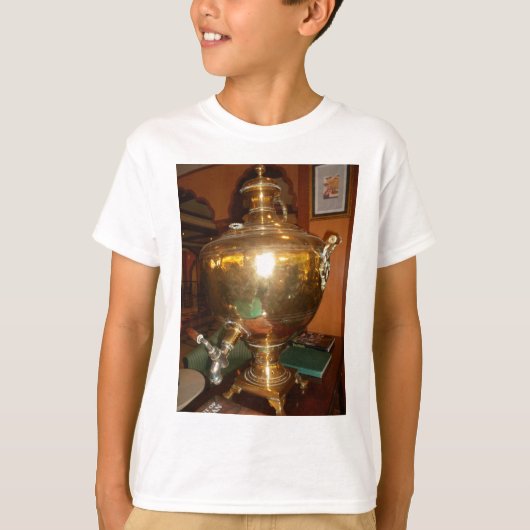 Golden Tea Pot Wall Art & Print T-shirt (Voorkant)
