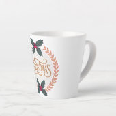 “Golden Wreath of Christmas Elegance” Latte Mok (Rechterhoek)