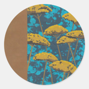 Golden Yarrow Garden met Blue Background Ronde Sticker