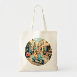 Goldendoodle-hond rijdt op scooter door Europese s Tote Bag