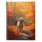 Goldendoodle in Herfstbladeren Herfst Inspire Notitieboek (Voorkant)