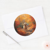 Goldendoodle in Herfstbladeren Herfst Inspire Ronde Sticker (Envelop)