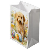 Goldendoodle met paaseieren medium cadeauzakje (Voorkant Gekanteld)