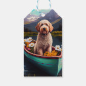 Goldendoodle op een peddel: Een landschappelijk av Cadeaulabel (Voorkant)