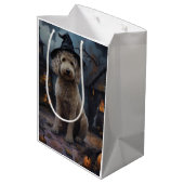 Goldendoodle pompoenen Halloween eng Medium Cadeauzakje (Achterkant Gekanteld)