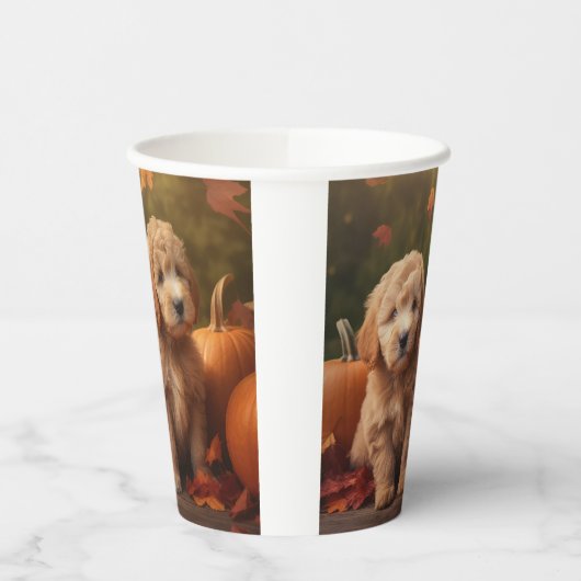 Goldendoodle Puppy Herfst Delight Pompoen Papieren Bekers (Links)