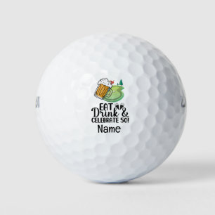 Golf 50th Birthday met bier voor golfer op groen Golfballen