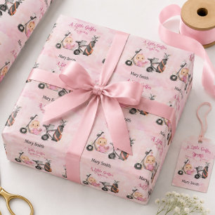 Golf Baby Meisje voor Baby shower op roze Cadeaupapier