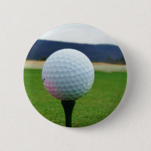 Golf Ball op een golfbaan in een berg Ronde Button 5,7 Cm