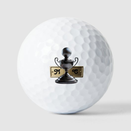 Golf Ball Trophy w/ Engraved Typography Initials Golfballen (Voorkant)
