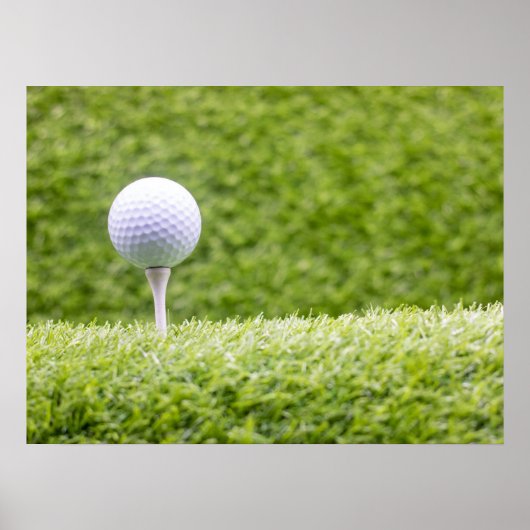Golf is op groene gras achtergrond poster (Voorkant)