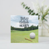 Golf merci beaucoup pour la balle de golf sur vert (Debout devant)